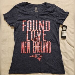 Juniors Patriots t-shirt NWT